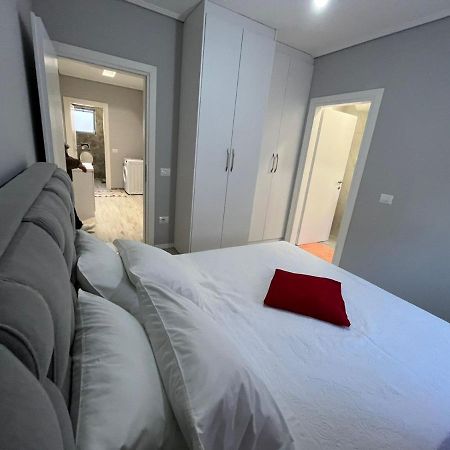 "Panorama E Detit "Apartment Sarande Luaran gambar